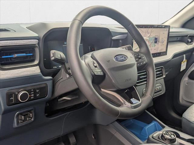 2025 Ford Maverick XLT photo 3