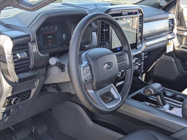 2025 Ford F-150 Lariat photo 3