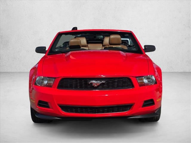 2012 Ford Mustang V6 Premium Convertible photo 3