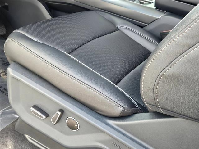 2025 Ford F-150 Lariat photo 4