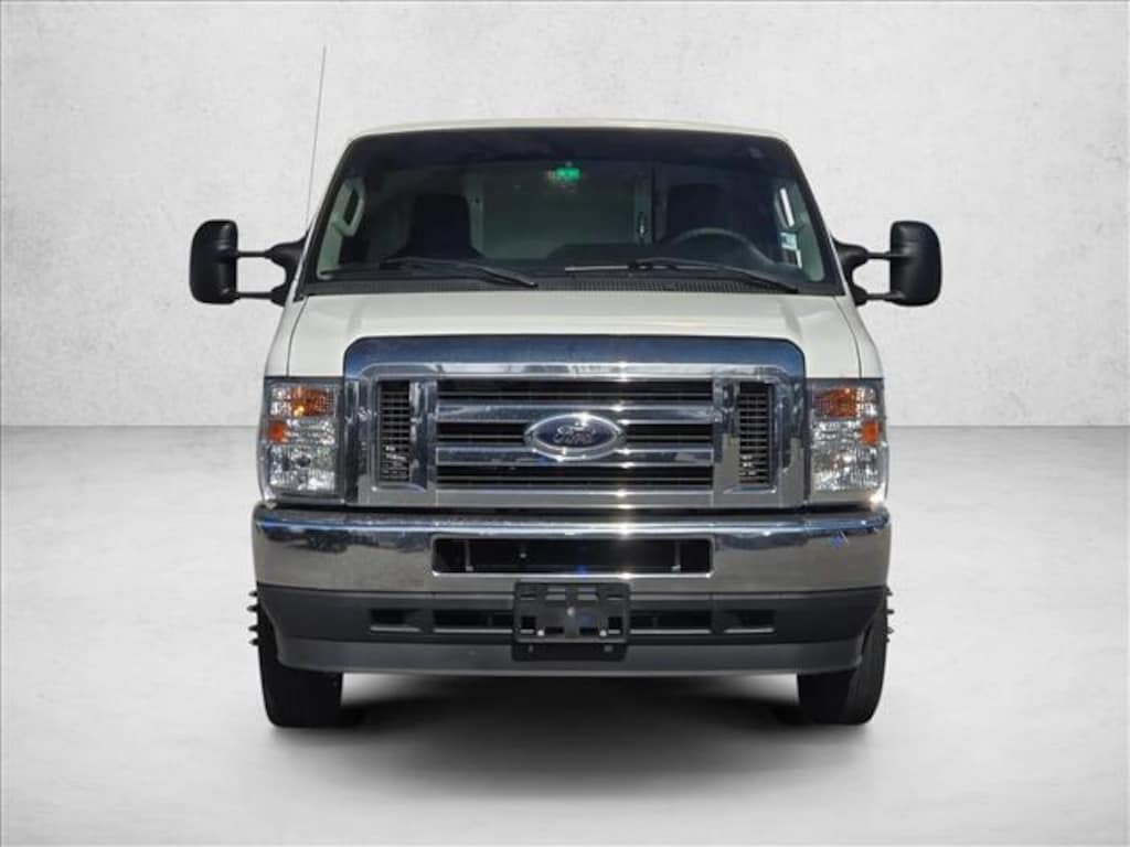 Used 2021 Ford E-450 Cutaway Truck