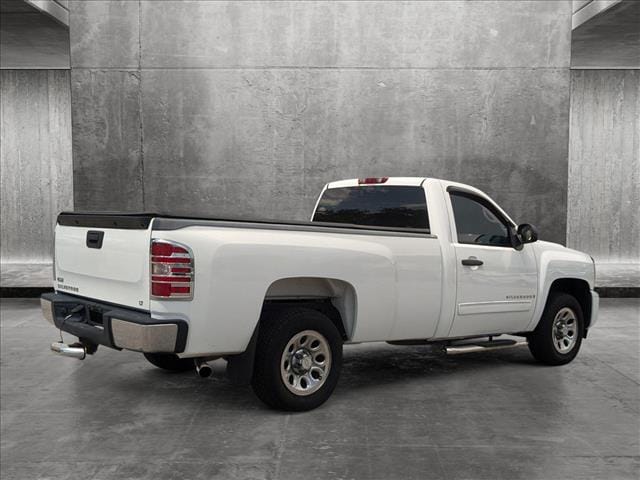 Used 2009 Chevrolet Silverado 1500 1LT with VIN 1GCEC24089Z124609 for sale in Saint Petersburg, FL