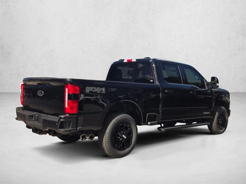 New 2026 Ford F-250 LARIAT Truck Crew Cab