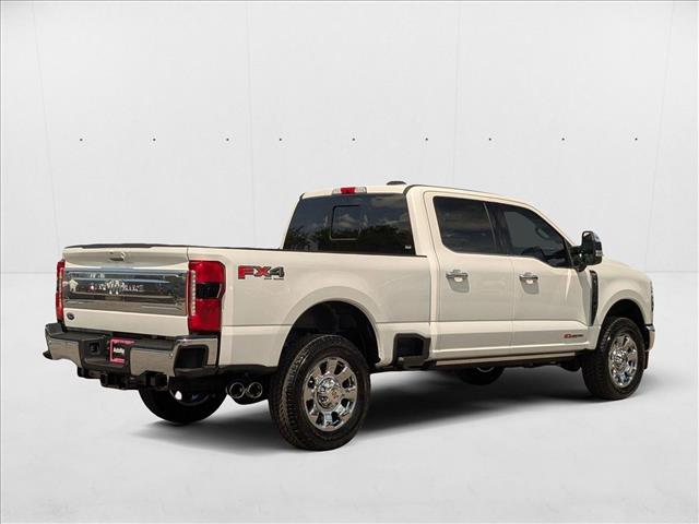 2025 Ford F-350 King Ranch photo 2