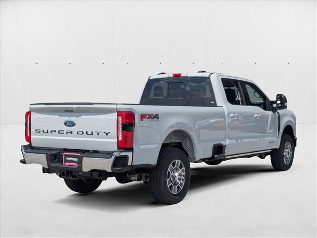 2026 Ford F-350 Lariat photo 2