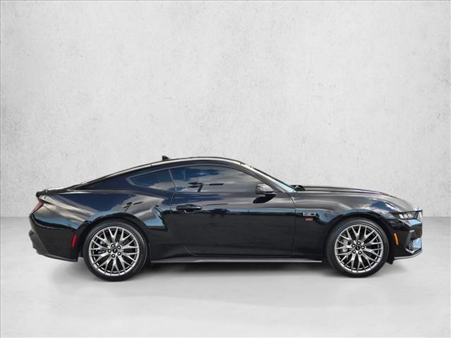 2024 Ford Mustang GT Premium photo 4
