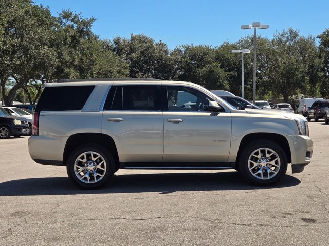 2017 Gmc Yukon SLE photo 4