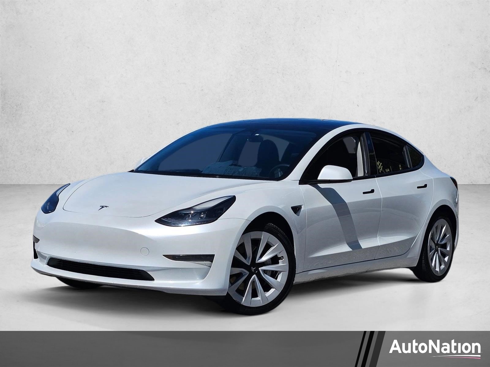 2023 Tesla Model 3 -'s photo