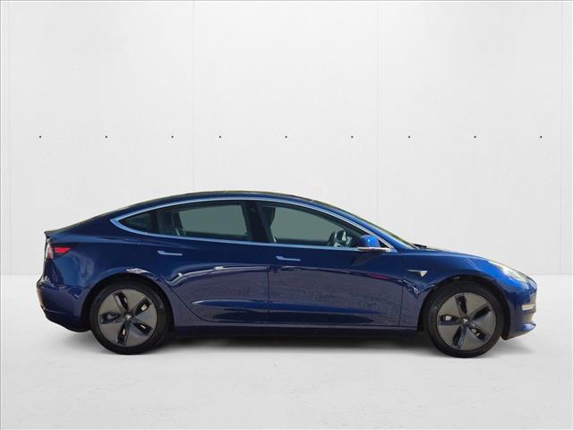 2019 Tesla Model 3 Standard Range Plus photo 2