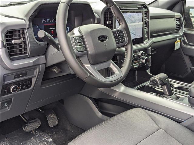 2025 Ford F-150 XLT photo 3