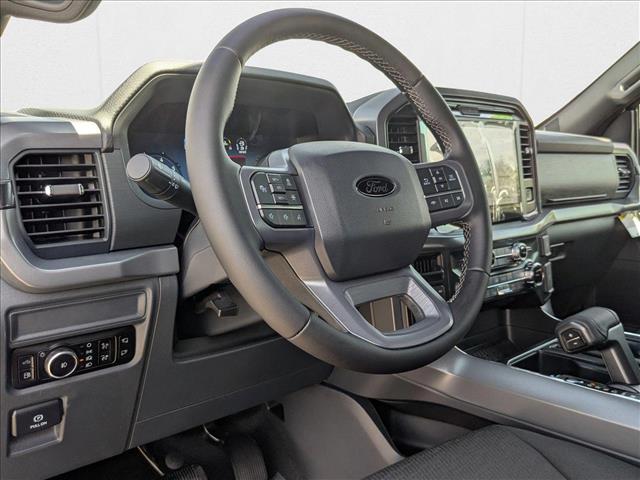 2025 Ford F-150 XLT photo 3