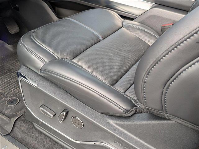 2025 Ford F-150 Platinum photo 4