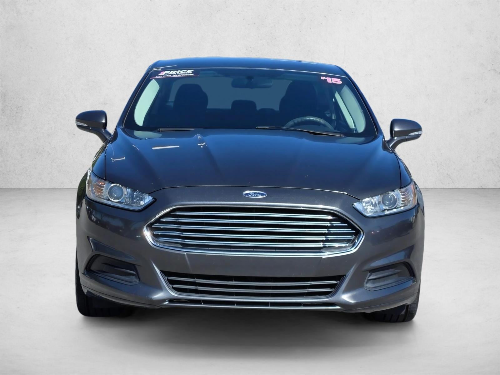 Used 2015 Ford Fusion SE with VIN 3FA6P0H77FR188828 for sale in St. Petersburg, FL