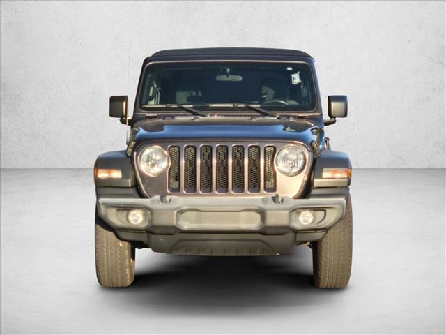 2018 Jeep Wrangler Unlimited Sport S photo 2