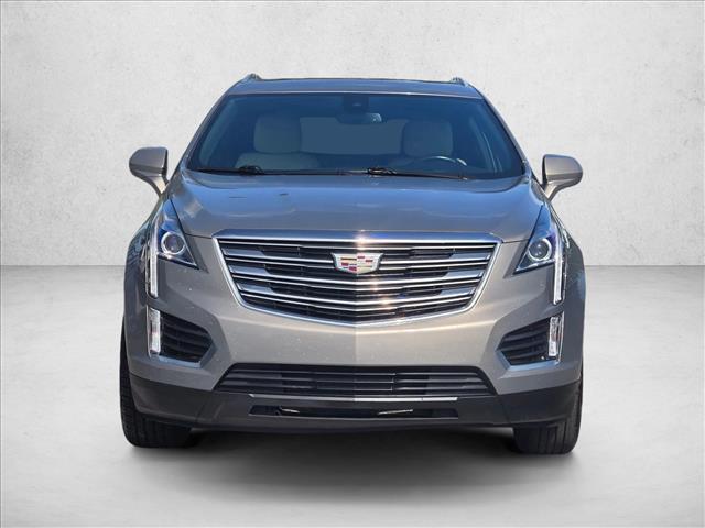 2018 Cadillac XT5 Luxury photo 2