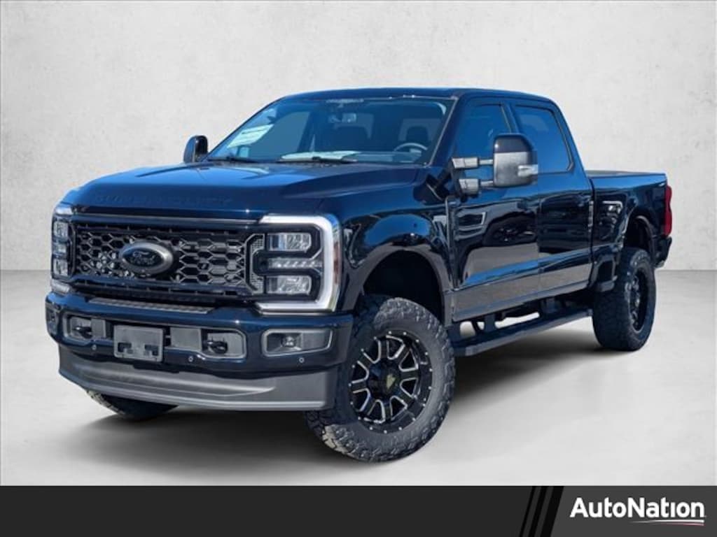 New 2025 Ford F-250 LARIAT Truck Crew Cab