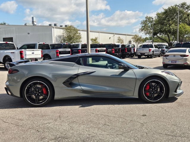 2022 Chevrolet Corvette Stingray 3LT Convertible photo 4