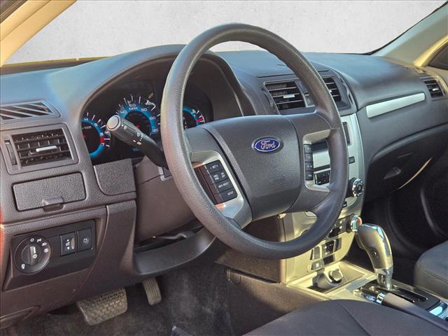 Image of 2011 Ford Fusion SE Sedan