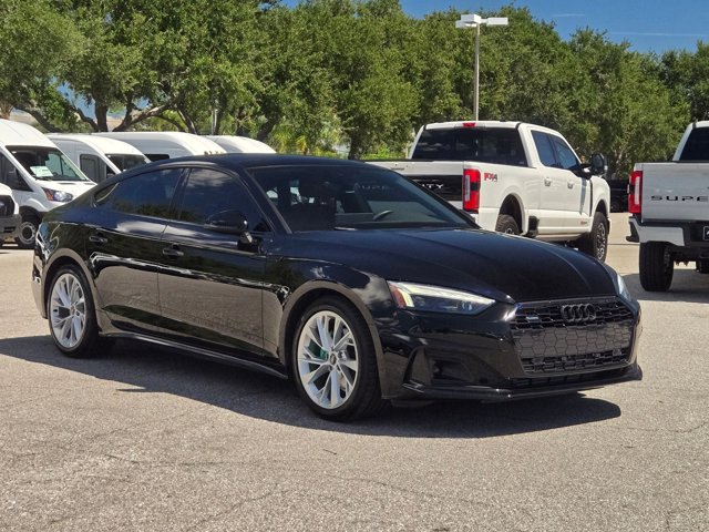 2023 Audi A5 Premium 40 TFSI Quattro photo 3