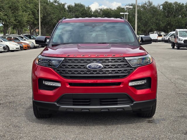 2023 Ford Explorer XLT photo 2