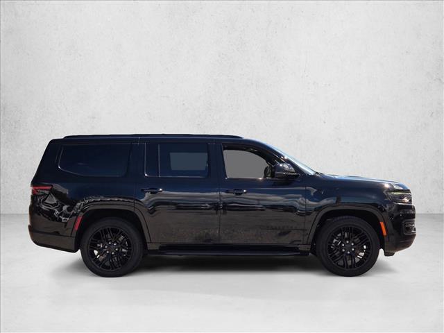 2022 Jeep Wagoneer Series II Carbide photo 4