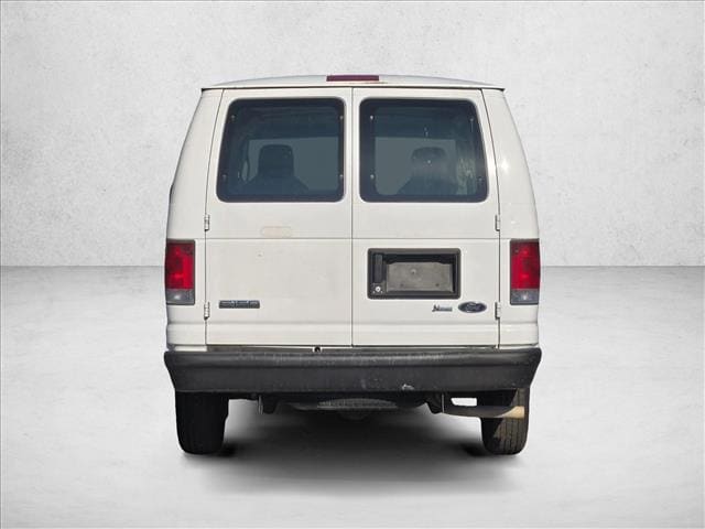 Image of 2009 Ford E-150 Commercial Van Cargo