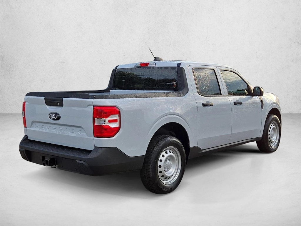 New 2026 Ford Maverick XL Truck SuperCrew