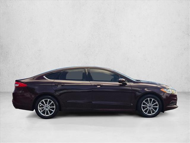 2017 Ford Fusion SE photo 4