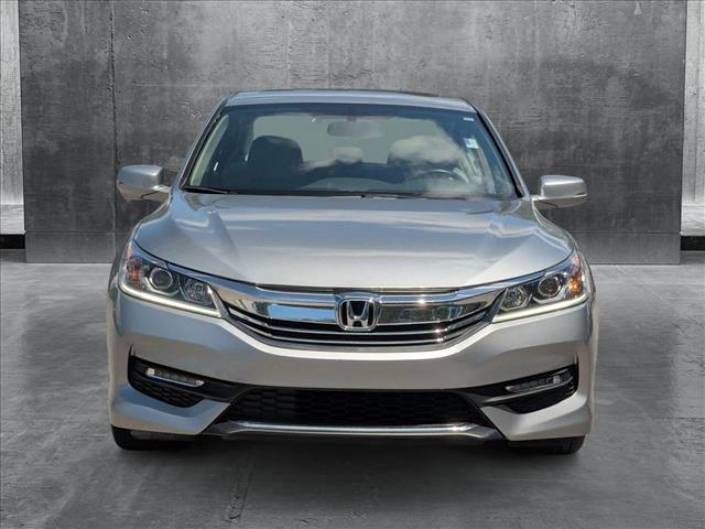 2017 Honda Accord EX-L photo 2