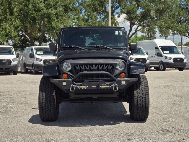 2010 Jeep Wrangler Unlimited Sahara photo 2