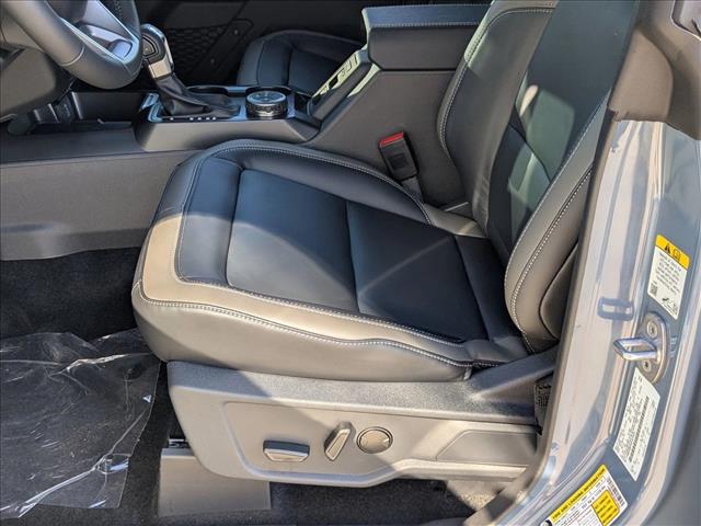 2025 Ford Bronco Outer Banks photo 4