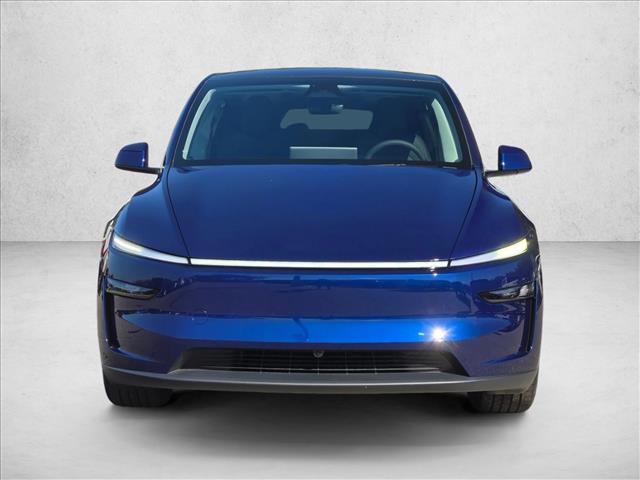 2026 Tesla Model Y Long Range photo 2