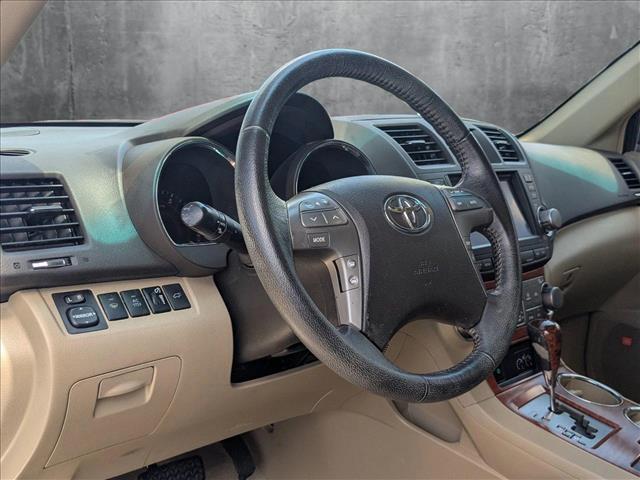 Image 9 of 2010 Toyota Highlander Limited SUV