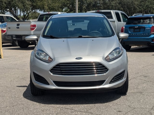 Used 2019 Ford Fiesta SE with VIN 3FADP4EJ5KM147345 for sale in Saint Petersburg, FL