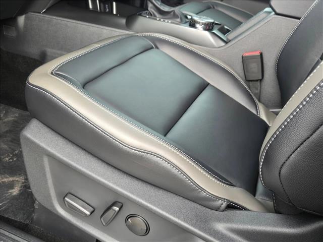 2025 Ford Bronco Outer Banks photo 4