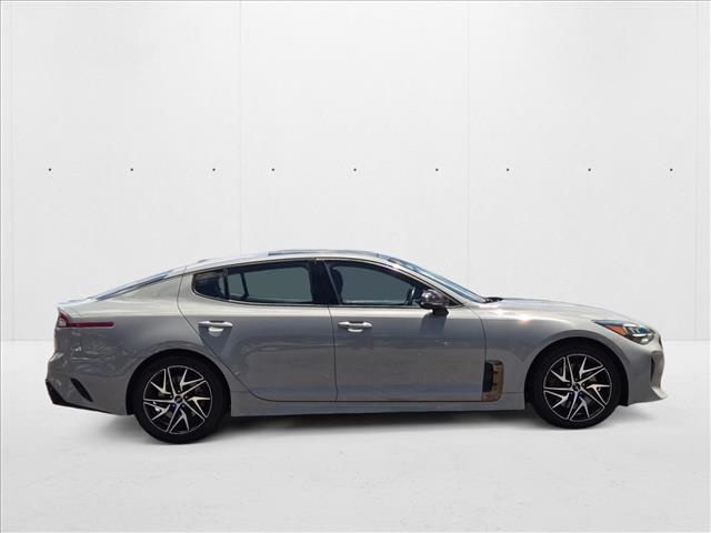 2022 Kia Stinger GT-Line photo 4