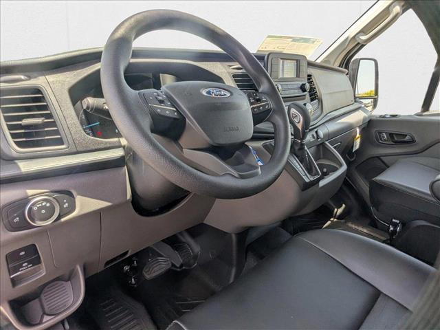 2025 Ford Transit photo 3