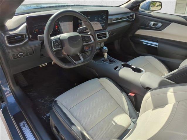 2025 Ford Mustang EcoBoost Premium Convertible photo 3