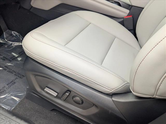 2025 Ford Explorer photo 4