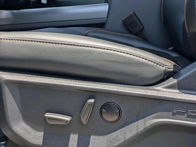 2025 Ford F-350 Lariat photo 4