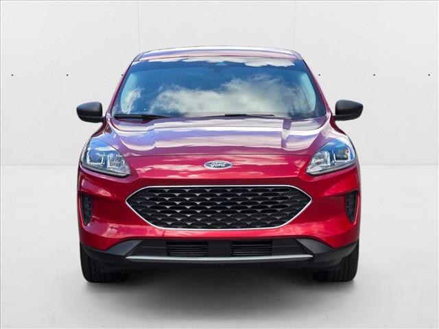 2022 Ford Escape SE photo 2