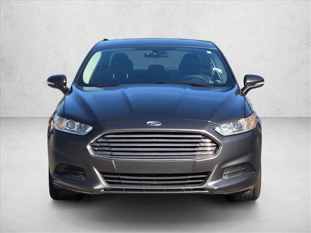 Used 2015 Ford Fusion SE with VIN 3FA6P0H77FR188828 for sale in St. Petersburg, FL