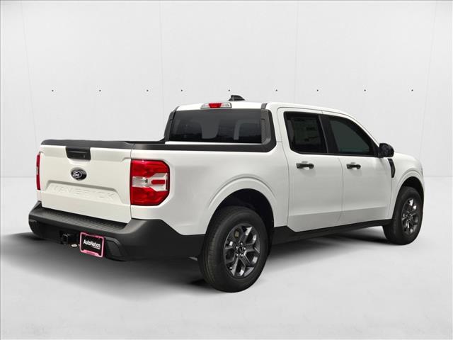 2025 Ford Maverick XLT photo 2