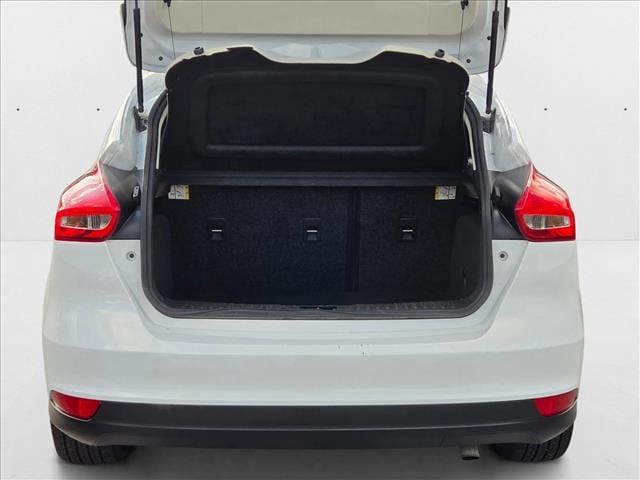 Image of 2018 Ford Focus SE Hatchback