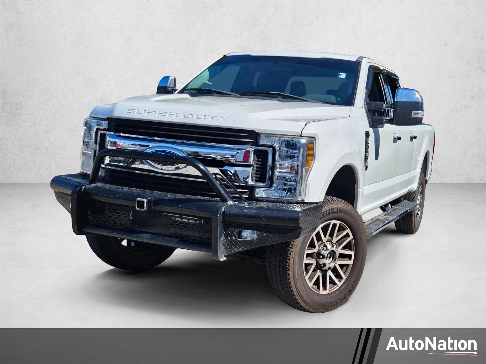 2018 Ford F-250 XLT 4x4 Crew Cab 6-3/4' Box's photo