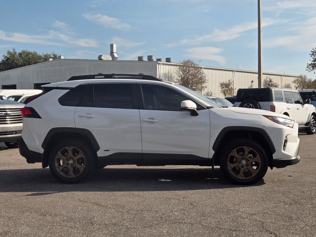 2023 Toyota RAV4 Hybrid photo 3
