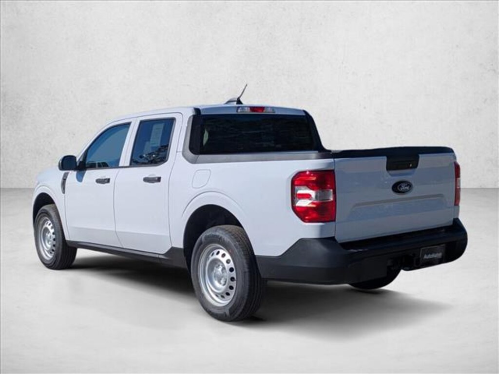 New 2025 Ford Maverick XL Truck SuperCrew