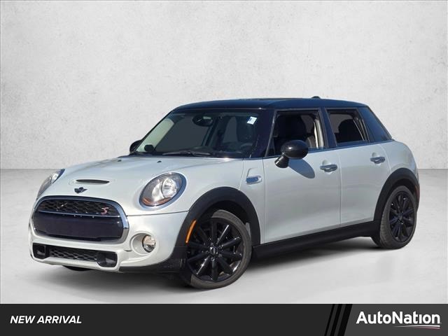 2016 MINI Cooper S's photo