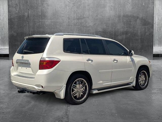 Image 5 of 2010 Toyota Highlander Limited SUV