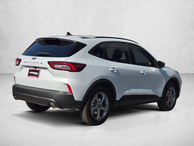 2026 Ford Escape ST-Line photo 2